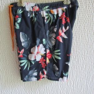 J Crew Mens Swim Trunks Hawaiian Floral New Inseam 8 M waist 31 Plus